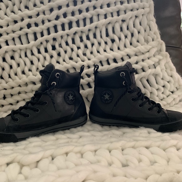 Converse (waterproof) (5Y=6.5 W) can fit 7-7.5 W - Picture 3 of 6